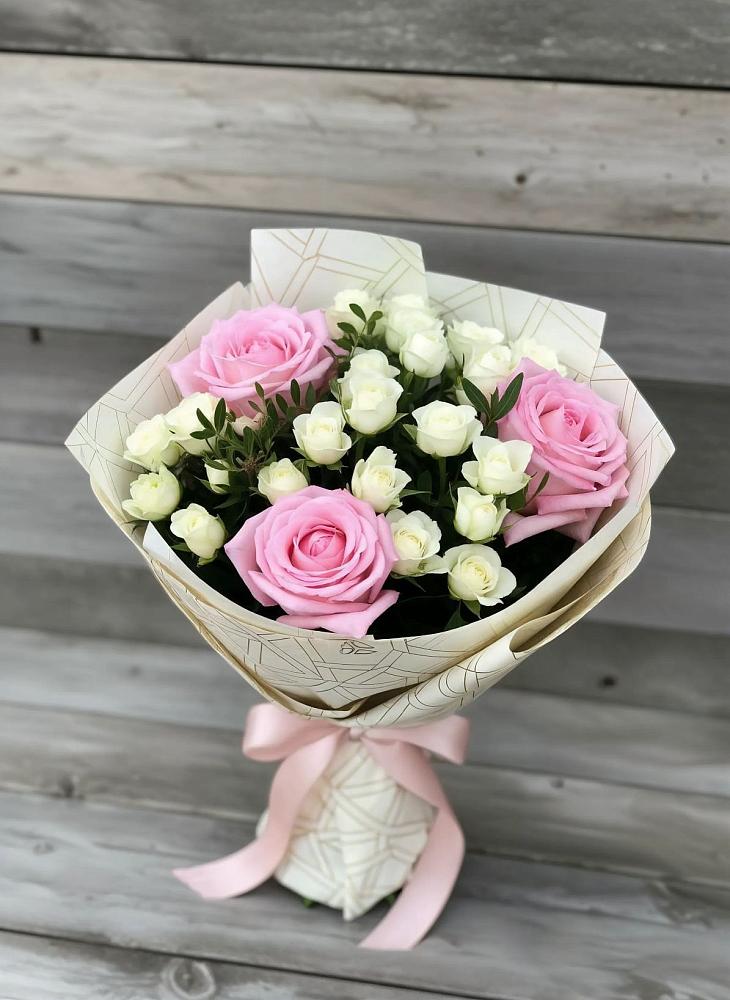Букет цветов из: Розы в Белеве