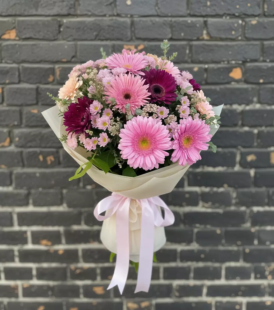 Букет цветов из: Герберы и Хризантемы в Белеве