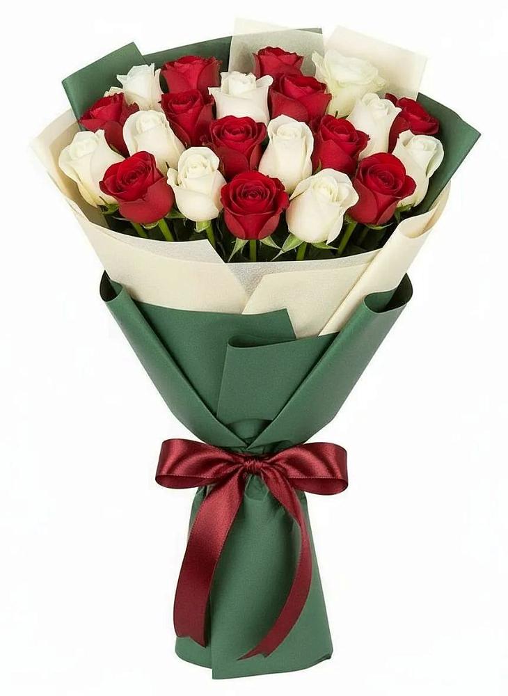 Букет Микс из красных и белых роз в Белеве