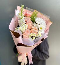 Букет цветов из:  Хризантемы и Розы в Белеве