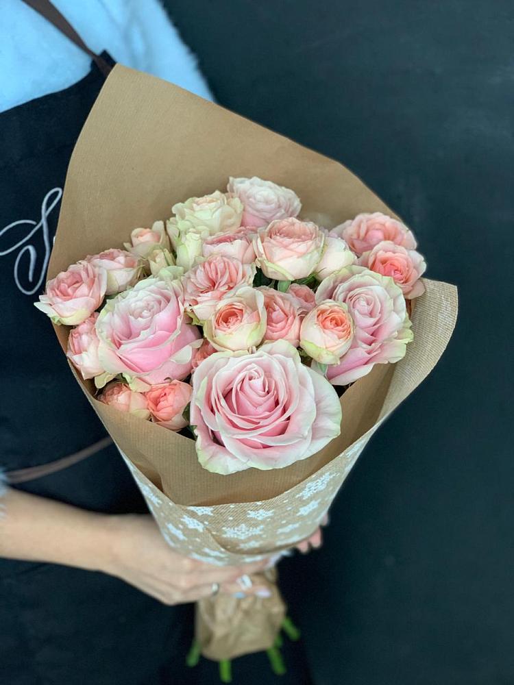 Букет цветов из: Хризантемы и Розы в Белеве