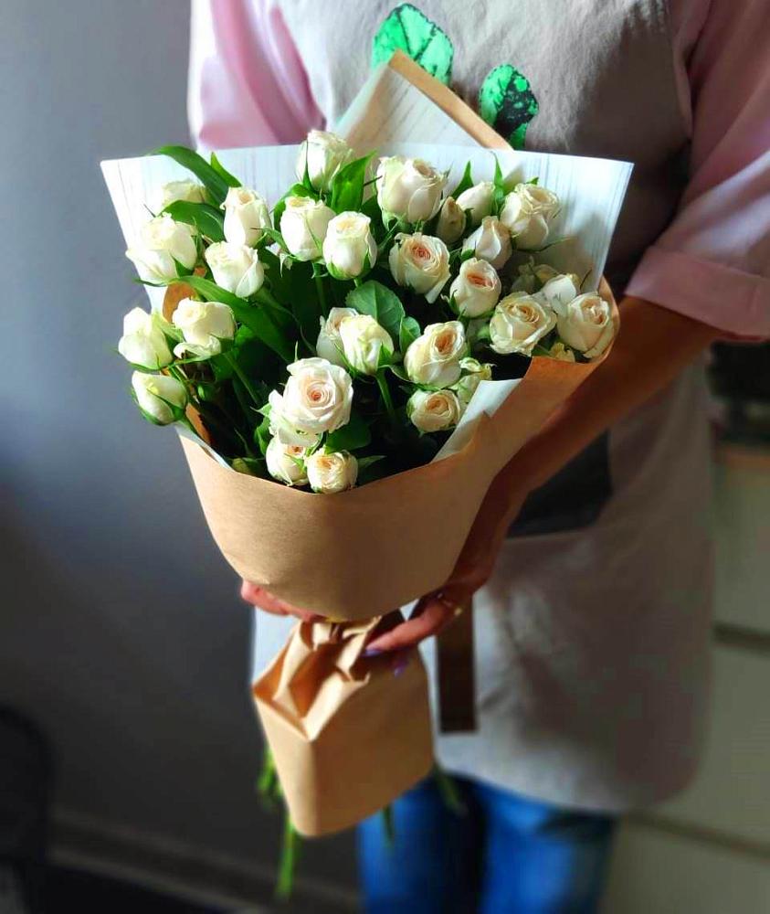 Букет цветов из: Розы в Белеве
