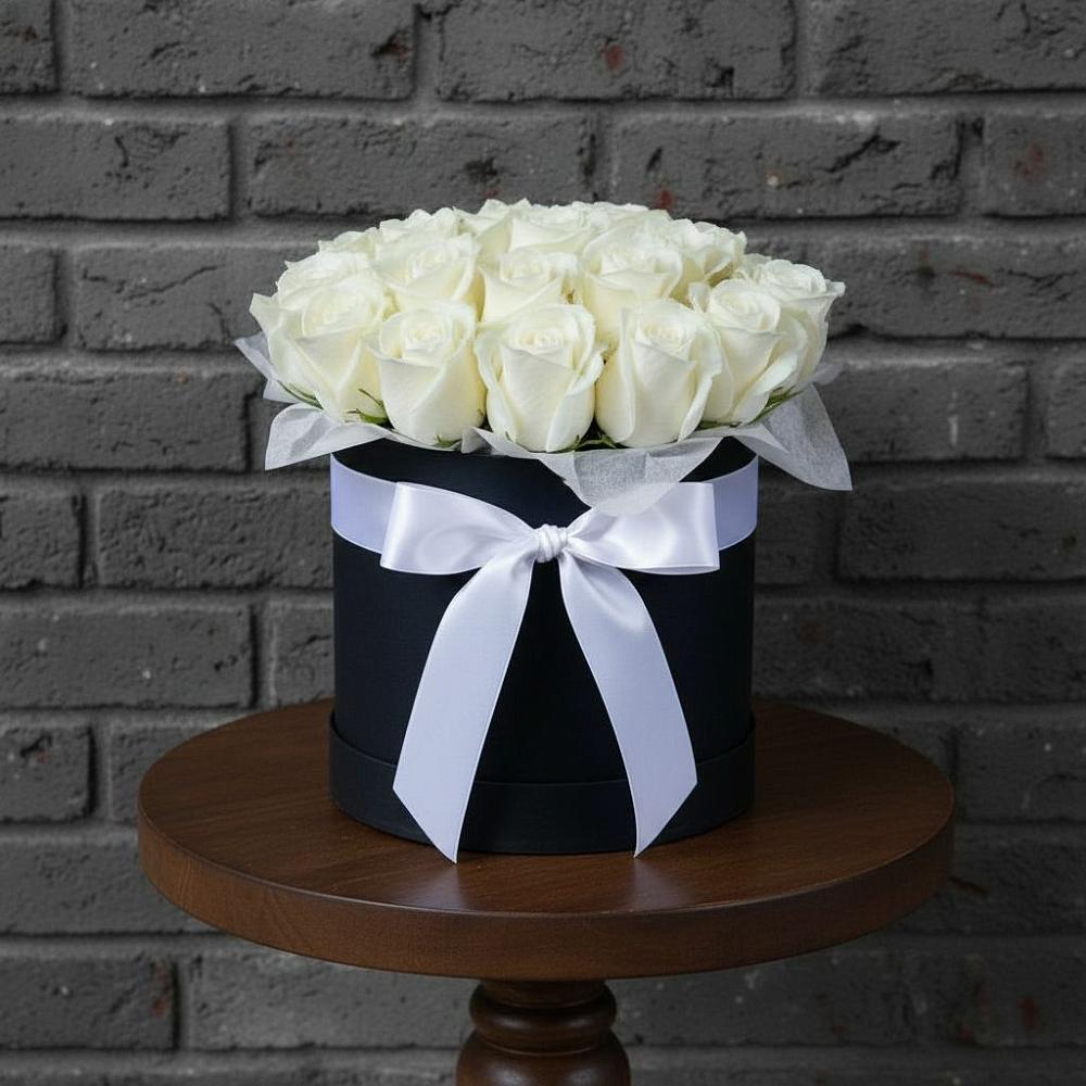 Цветочная композиция из Розы в шляпной коробке в Белеве