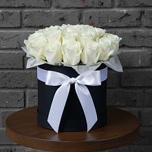 Цветочная композиция из Розы в шляпной коробке в Белеве