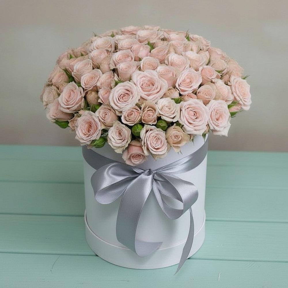 Цветочная композиция из Розы в шляпной коробке в Белеве